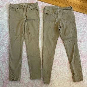 2 Pairs of Khaki Skinny Jeans